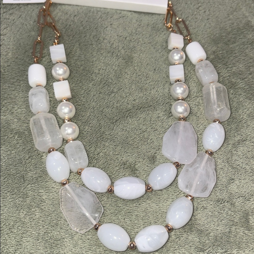 LOFT Pearl and White Beaded Necklace